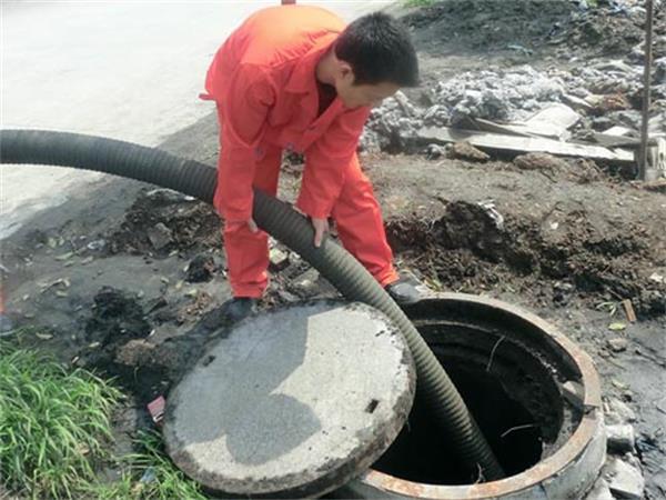 沧州水下堵漏电话，快速解决您的管道堵塞问题