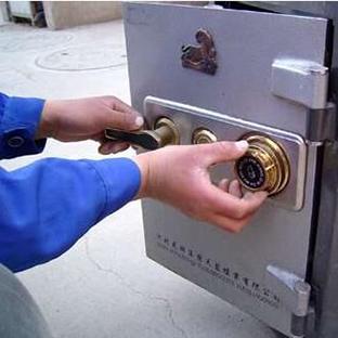 漯河开锁公司-安装指纹锁-24小时上门服务