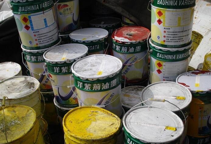 上海过期化工原料回收量大价高