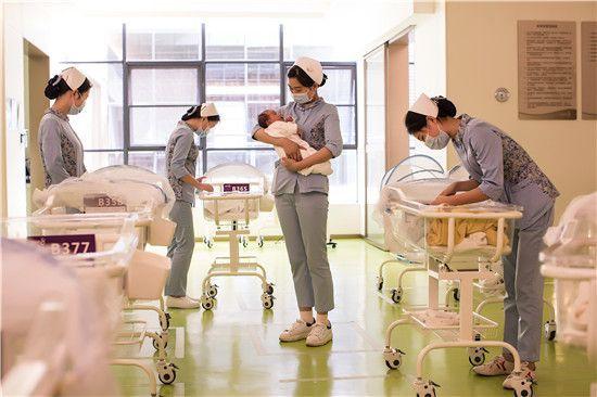 梅州母婴护理中心哪家好？月嫂中心多少钱一个月