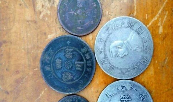 天津哪里回收银元，铜钱，纸币，纪念币--高价收购，价格高于同